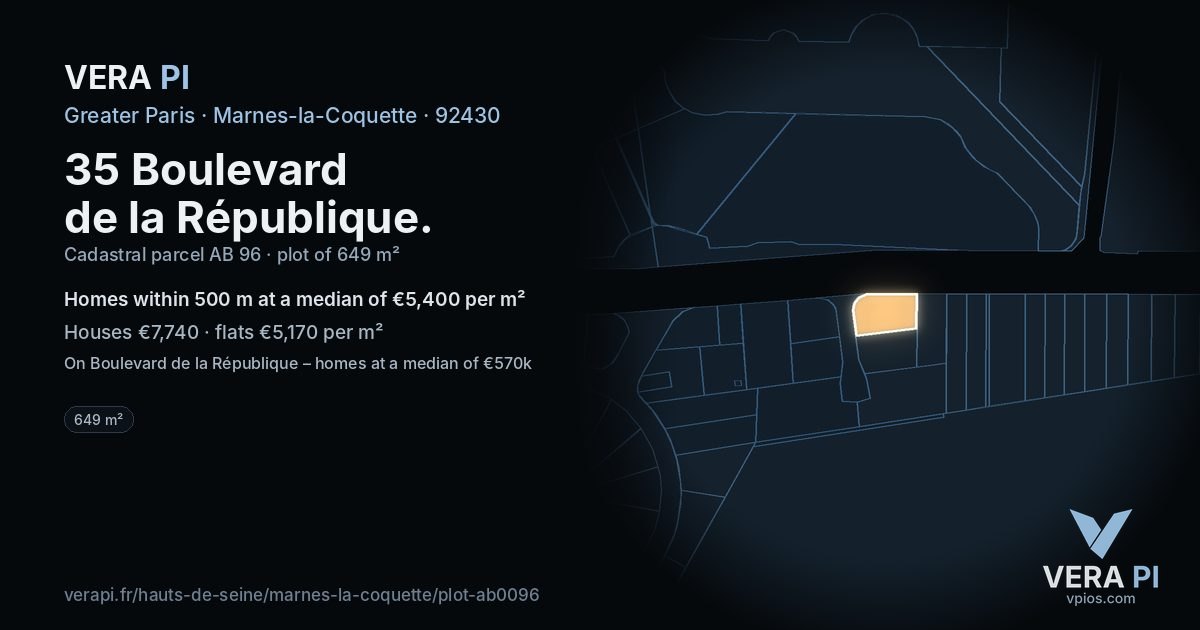 35 Boulevard de la République, Marnes-la-Coquette at night – the plot lit, the parcels around coloured by the prices near them