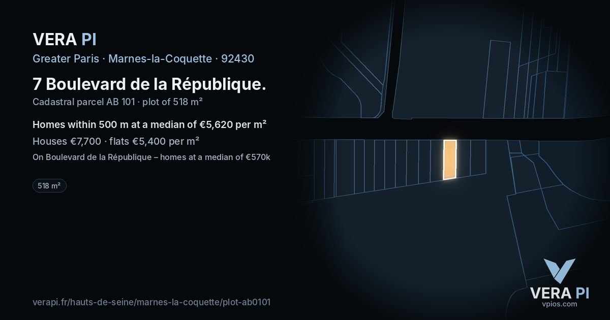 7 Boulevard de la République, Marnes-la-Coquette at night – the plot lit, the parcels around coloured by the prices near them