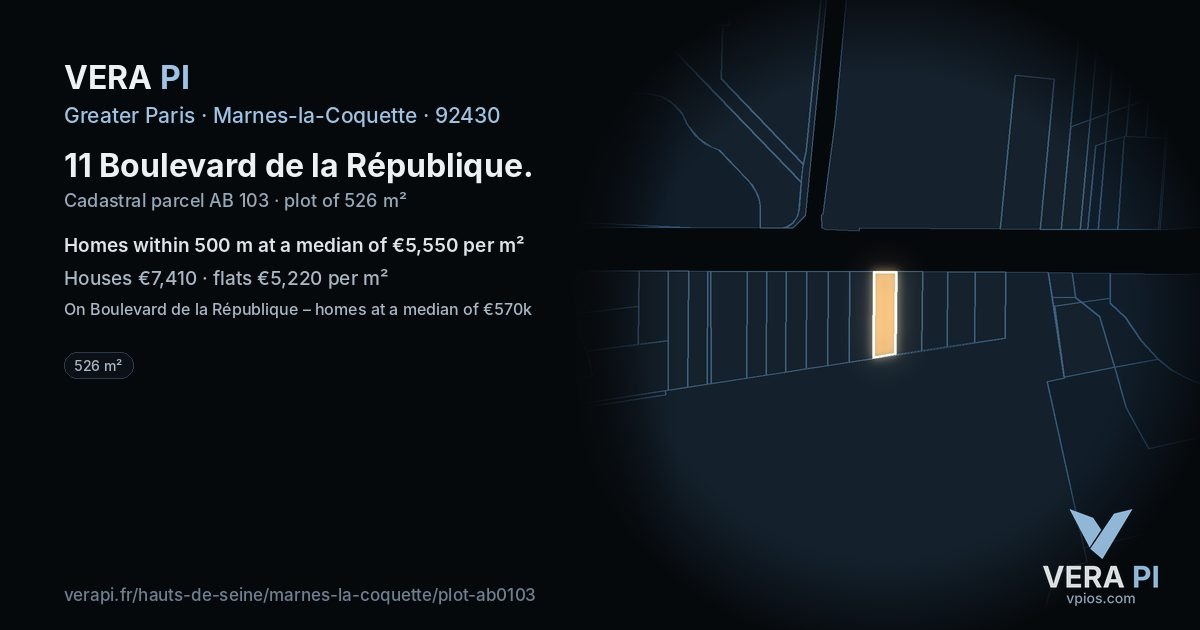 11 Boulevard de la République, Marnes-la-Coquette at night – the plot lit, the parcels around coloured by the prices near them