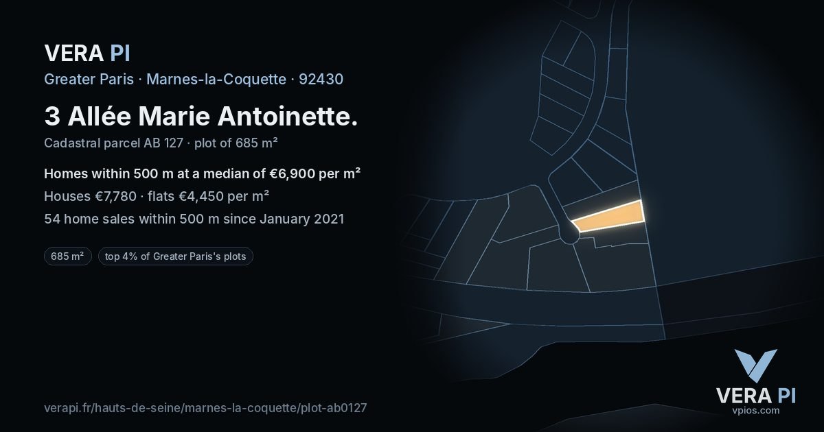 3 Allée Marie Antoinette, Marnes-la-Coquette at night – the plot lit, the parcels around coloured by the prices near them