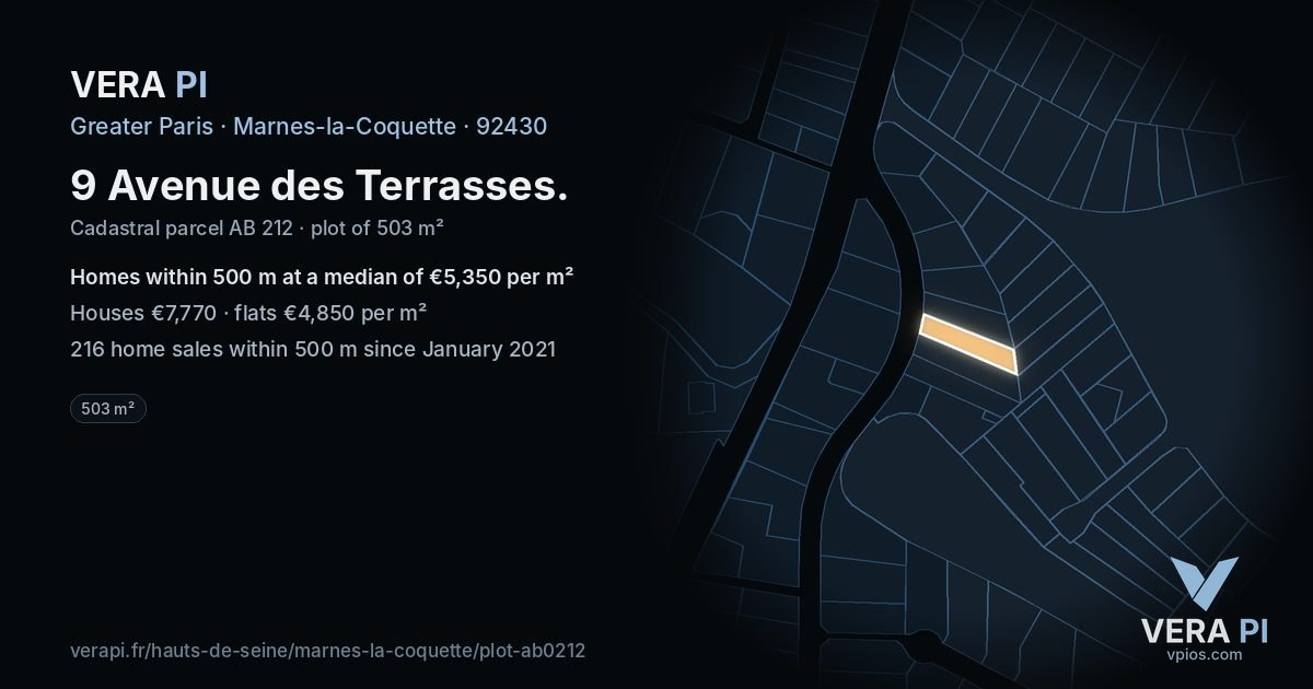 9 Avenue des Terrasses, Marnes-la-Coquette at night – the plot lit, the parcels around coloured by the prices near them