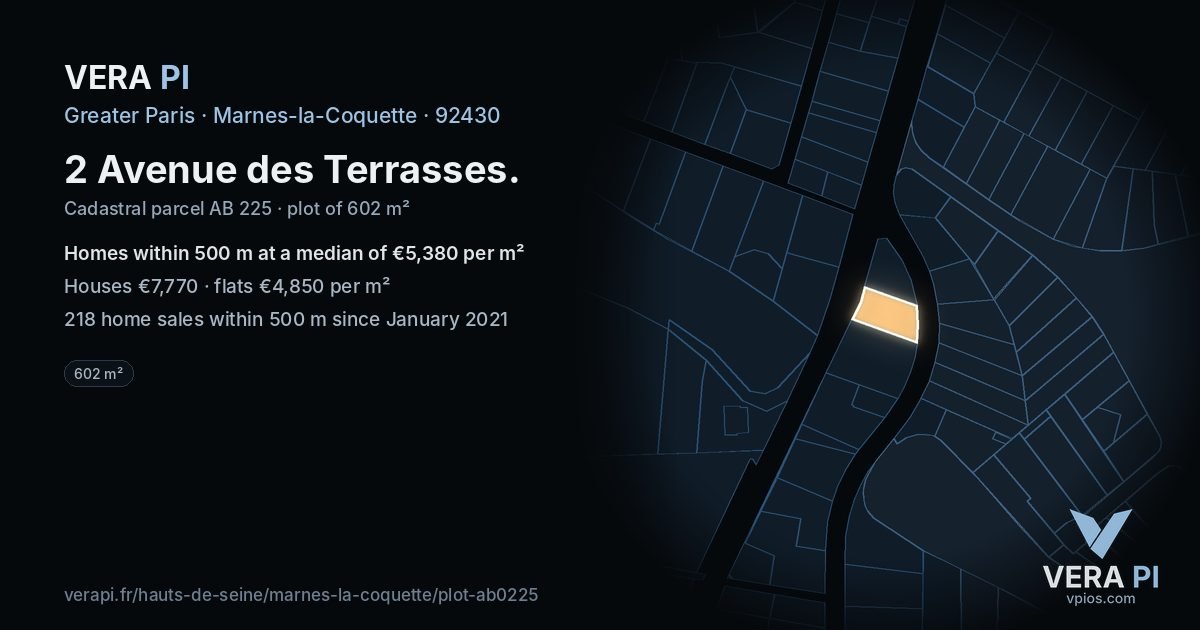 2 Avenue des Terrasses, Marnes-la-Coquette at night – the plot lit, the parcels around coloured by the prices near them