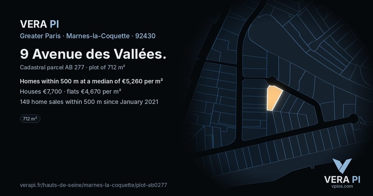 9 Avenue des Vallées, Marnes-la-Coquette at night – the plot lit, the parcels around coloured by the prices near them