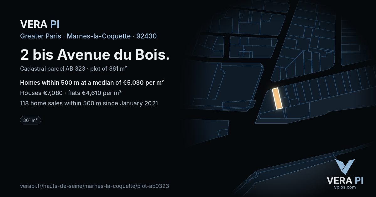 2 bis Avenue du Bois, Marnes-la-Coquette at night – the plot lit, the parcels around coloured by the prices near them