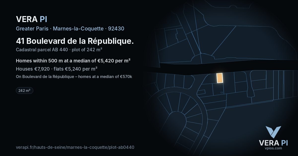 41 Boulevard de la République, Marnes-la-Coquette at night – the plot lit, the parcels around coloured by the prices near them