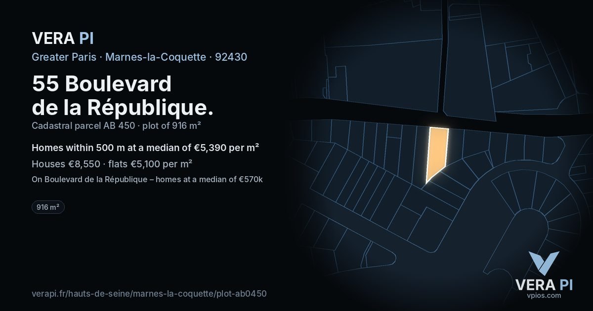 55 Boulevard de la République, Marnes-la-Coquette at night – the plot lit, the parcels around coloured by the prices near them