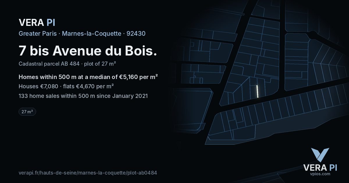 7 bis Avenue du Bois, Marnes-la-Coquette at night – the plot lit, the parcels around coloured by the prices near them