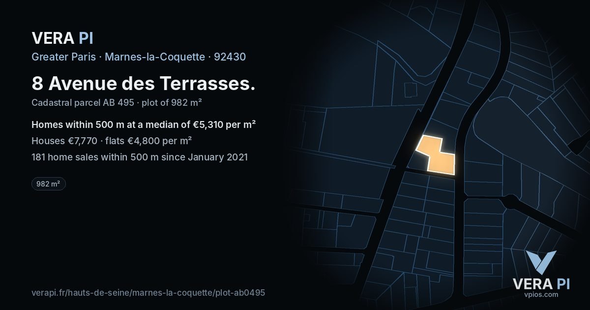 8 Avenue des Terrasses, Marnes-la-Coquette at night – the plot lit, the parcels around coloured by the prices near them