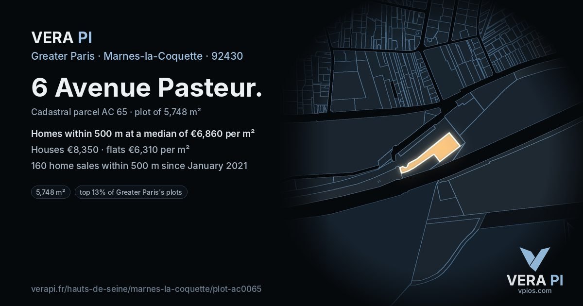 6 Avenue Pasteur, Marnes-la-Coquette at night – the plot lit, the parcels around coloured by the prices near them
