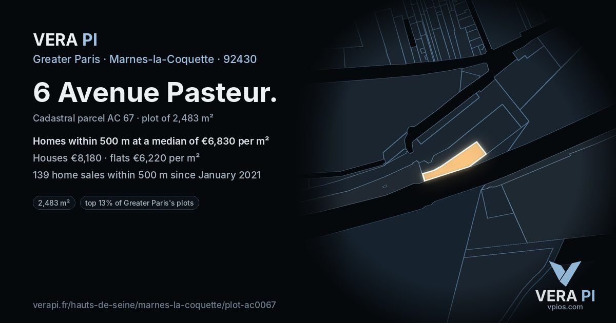 6 Avenue Pasteur, Marnes-la-Coquette at night – the plot lit, the parcels around coloured by the prices near them