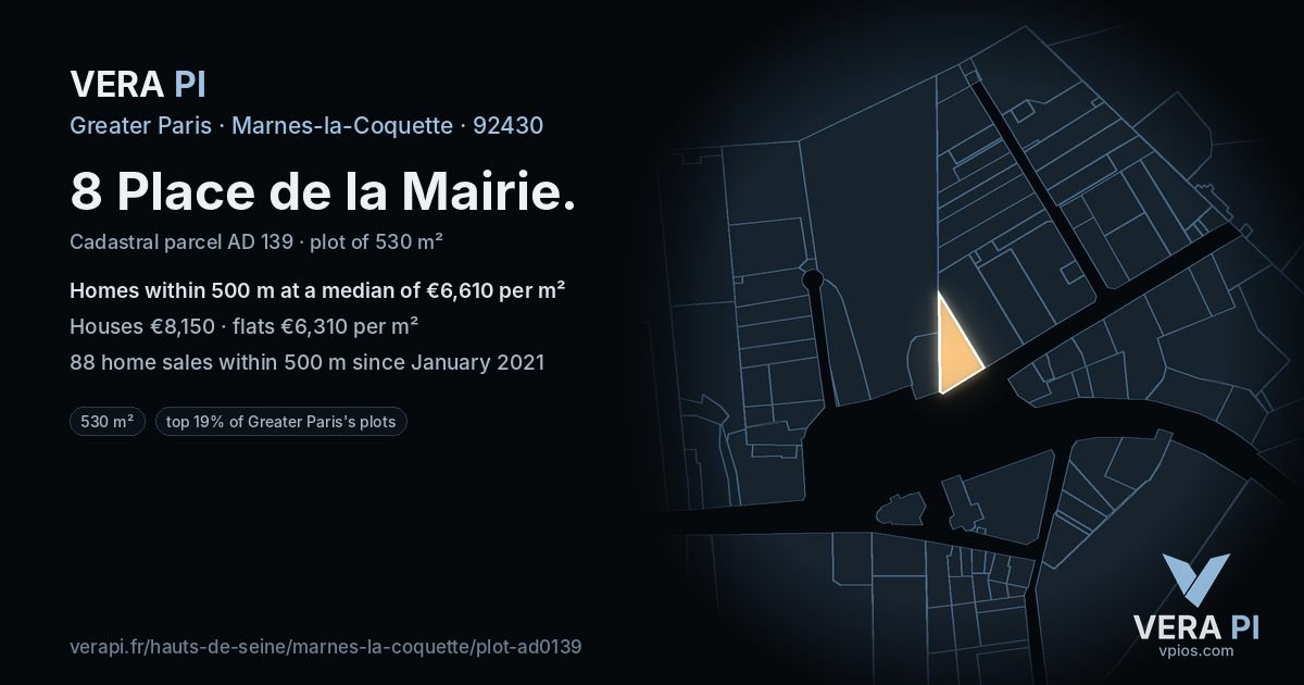 8 Place de la Mairie, Marnes-la-Coquette at night – the plot lit, the parcels around coloured by the prices near them