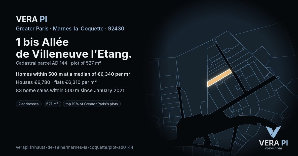 1 bis Allée de Villeneuve l'Etang, Marnes-la-Coquette at night – the plot lit, the parcels around coloured by the prices near them