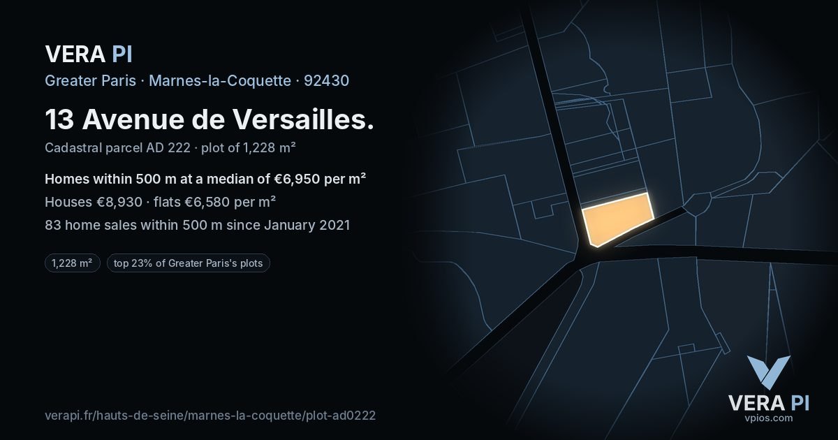 13 Avenue de Versailles, Marnes-la-Coquette at night – the plot lit, the parcels around coloured by the prices near them