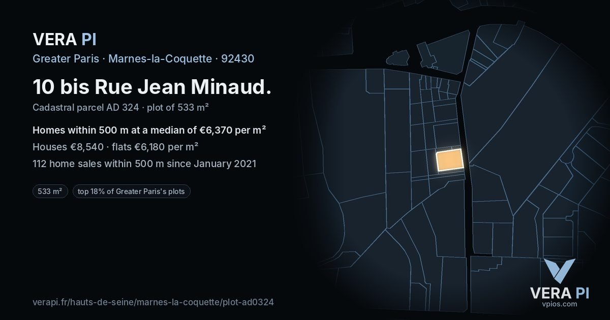 10 bis Rue Jean Minaud, Marnes-la-Coquette at night – the plot lit, the parcels around coloured by the prices near them
