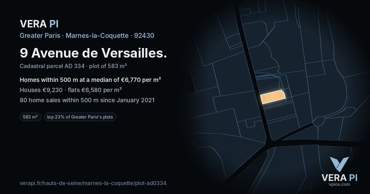 9 Avenue de Versailles, Marnes-la-Coquette at night – the plot lit, the parcels around coloured by the prices near them