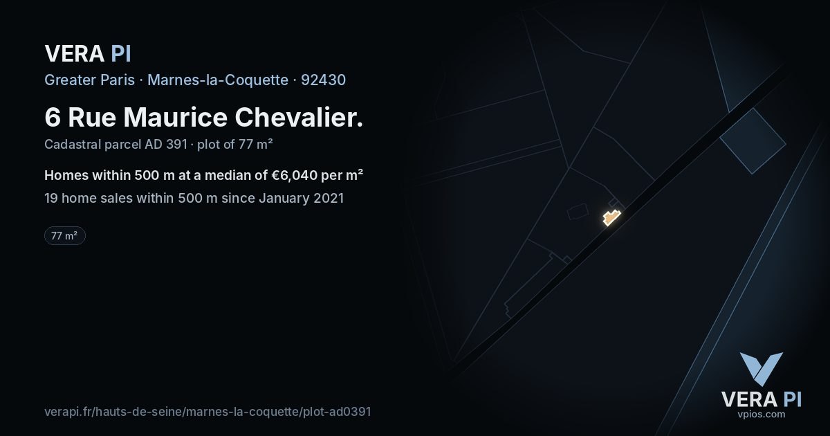 6 Rue Maurice Chevalier, Marnes-la-Coquette at night – the plot lit, the parcels around coloured by the prices near them