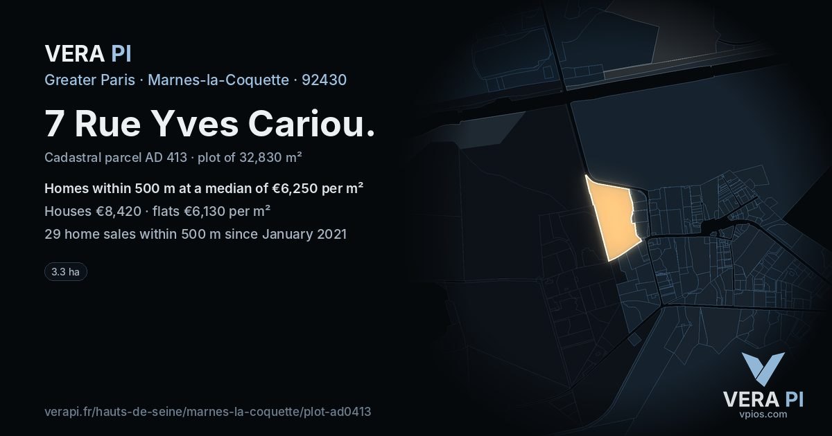 7 Rue Yves Cariou, Marnes-la-Coquette at night – the plot lit, the parcels around coloured by the prices near them