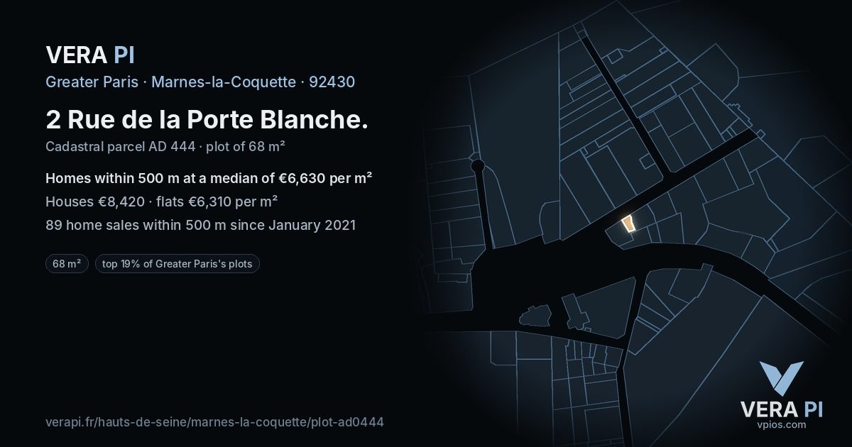2 Rue de la Porte Blanche, Marnes-la-Coquette at night – the plot lit, the parcels around coloured by the prices near them