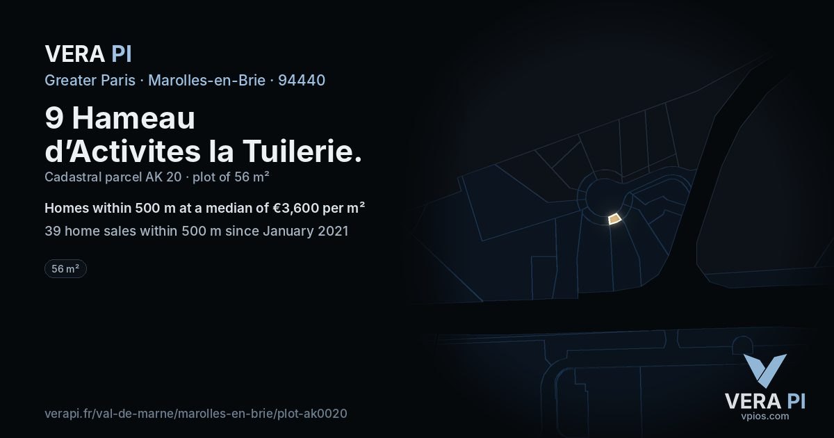 9 Hameau d’Activites la Tuilerie, Marolles-en-Brie at night – the plot lit, the parcels around coloured by the prices near them