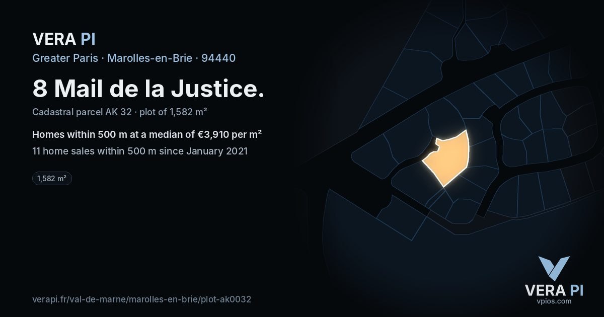 8 Mail de la Justice, Marolles-en-Brie at night – the plot lit, the parcels around coloured by the prices near them