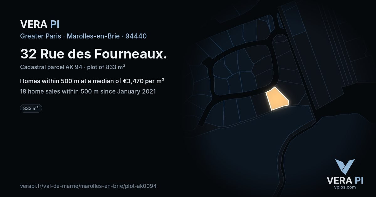 32 Rue des Fourneaux, Marolles-en-Brie at night – the plot lit, the parcels around coloured by the prices near them