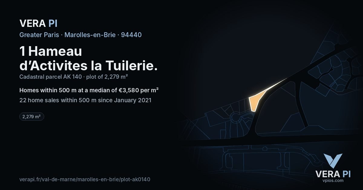1 Hameau d’Activites la Tuilerie, Marolles-en-Brie at night – the plot lit, the parcels around coloured by the prices near them