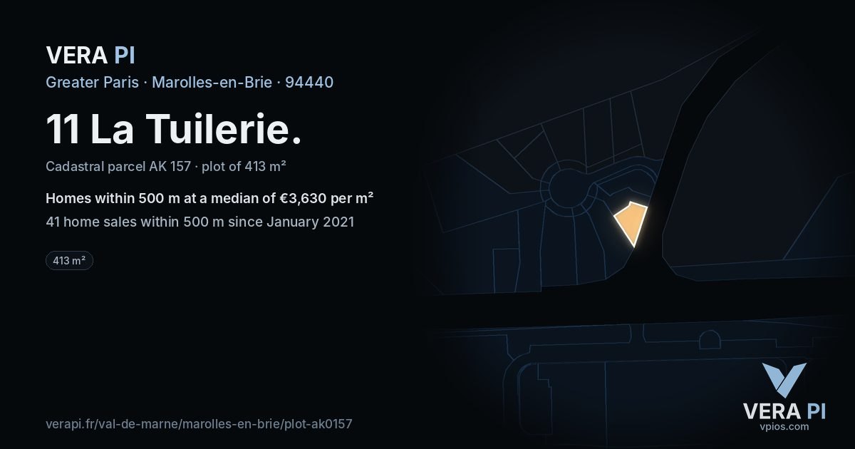 11 La Tuilerie, Marolles-en-Brie at night – the plot lit, the parcels around coloured by the prices near them