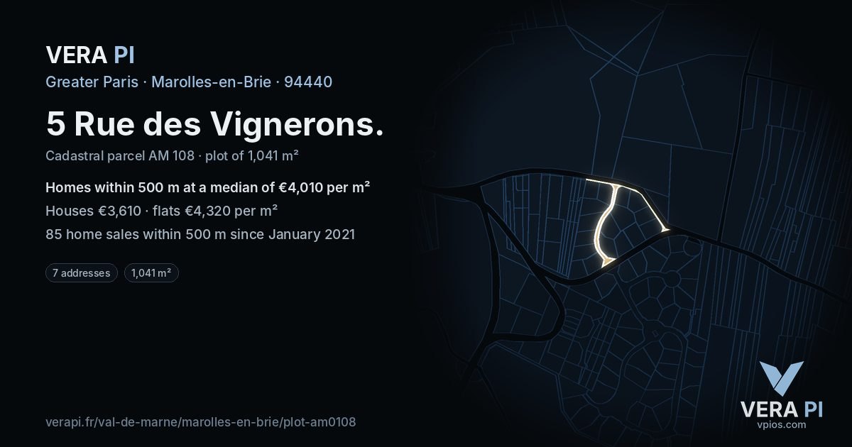 5 Rue des Vignerons, Marolles-en-Brie at night – the plot lit, the parcels around coloured by the prices near them