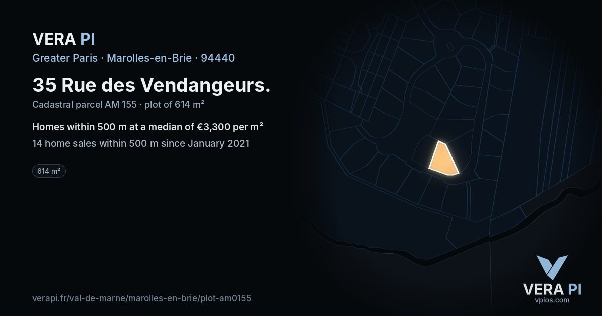 35 Rue des Vendangeurs, Marolles-en-Brie at night – the plot lit, the parcels around coloured by the prices near them
