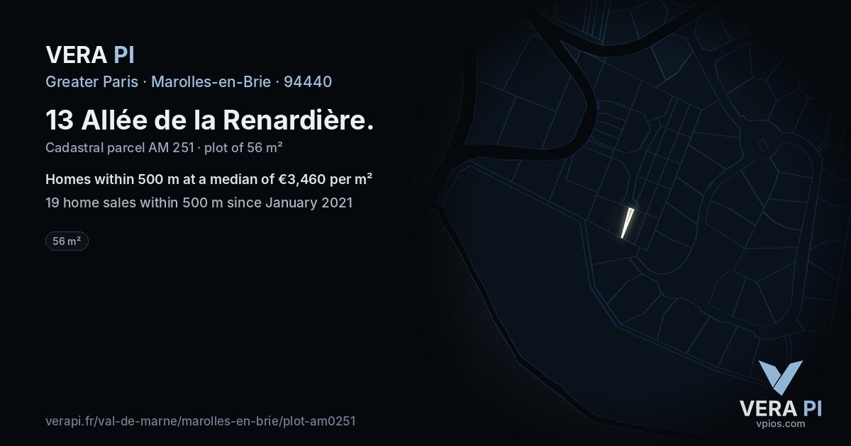 13 Allée de la Renardière, Marolles-en-Brie at night – the plot lit, the parcels around coloured by the prices near them