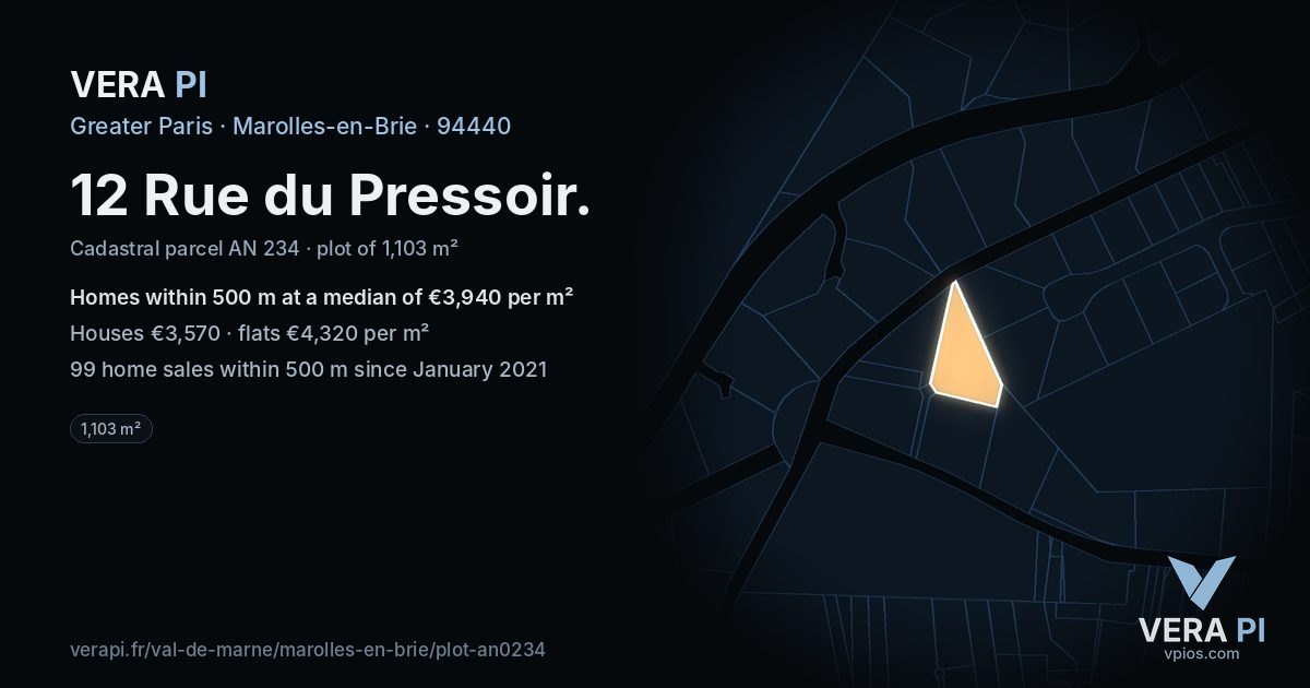12 Rue du Pressoir, Marolles-en-Brie at night – the plot lit, the parcels around coloured by the prices near them