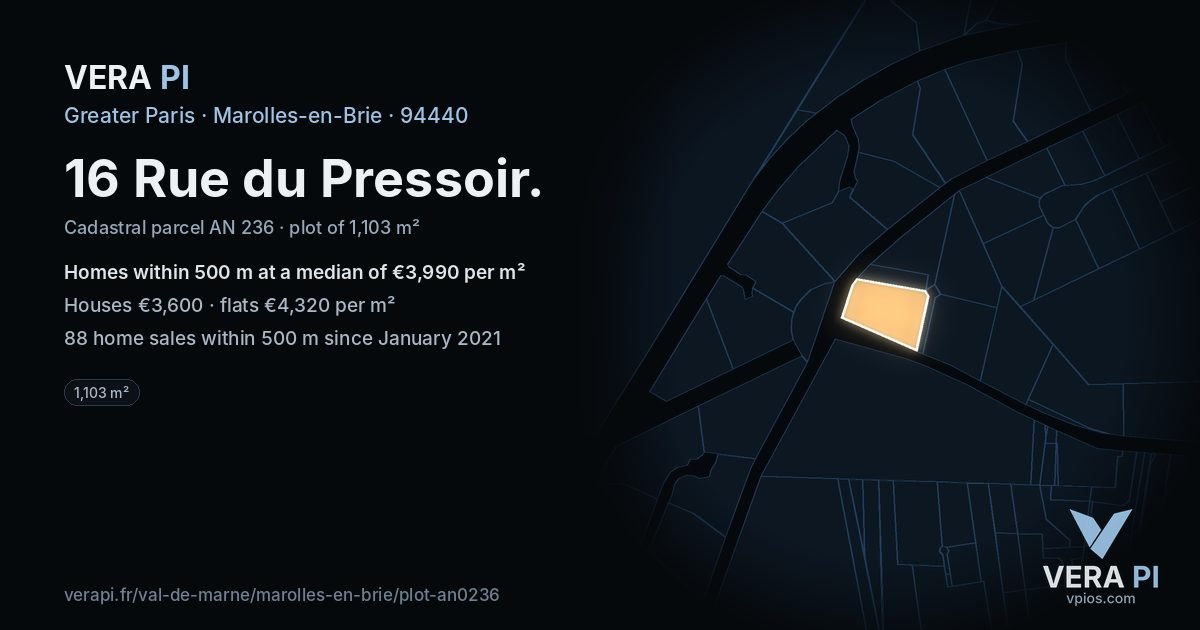 16 Rue du Pressoir, Marolles-en-Brie at night – the plot lit, the parcels around coloured by the prices near them