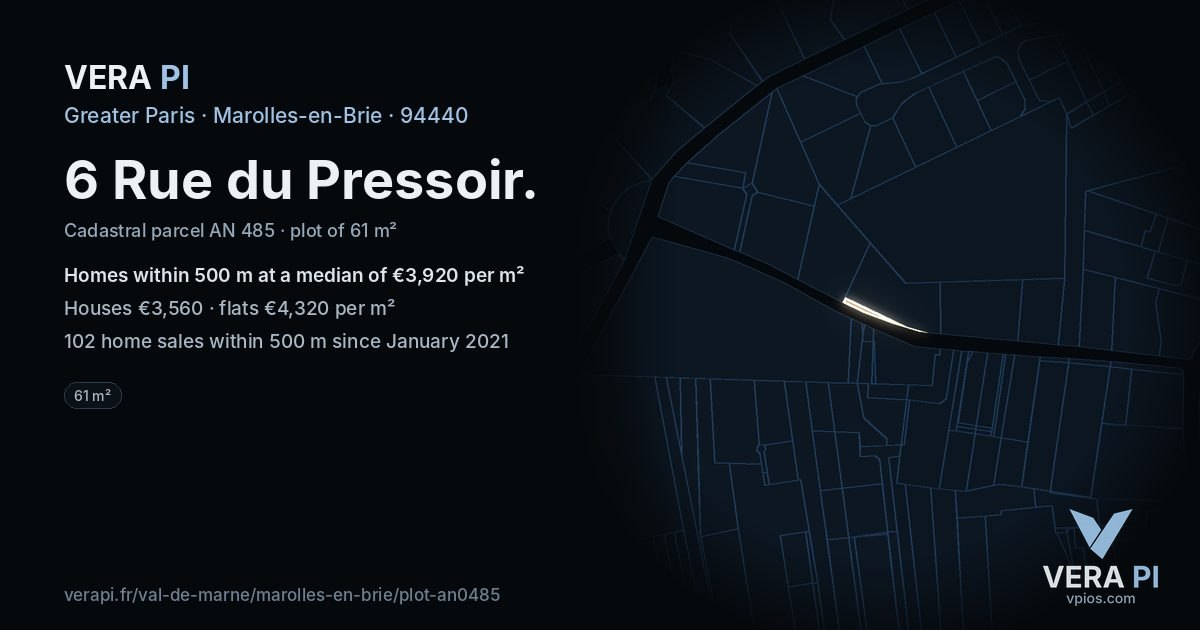 6 Rue du Pressoir, Marolles-en-Brie at night – the plot lit, the parcels around coloured by the prices near them