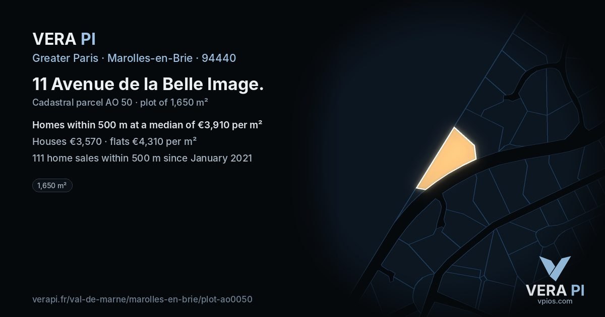 11 Avenue de la Belle Image, Marolles-en-Brie at night – the plot lit, the parcels around coloured by the prices near them