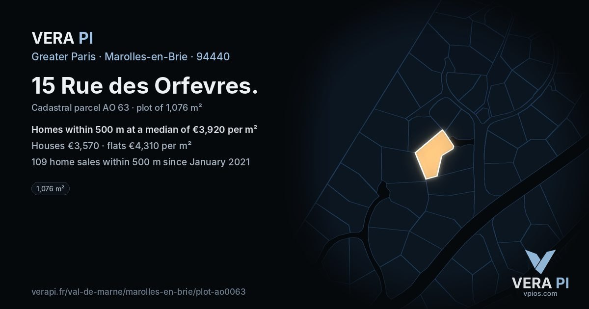 15 Rue des Orfevres, Marolles-en-Brie at night – the plot lit, the parcels around coloured by the prices near them