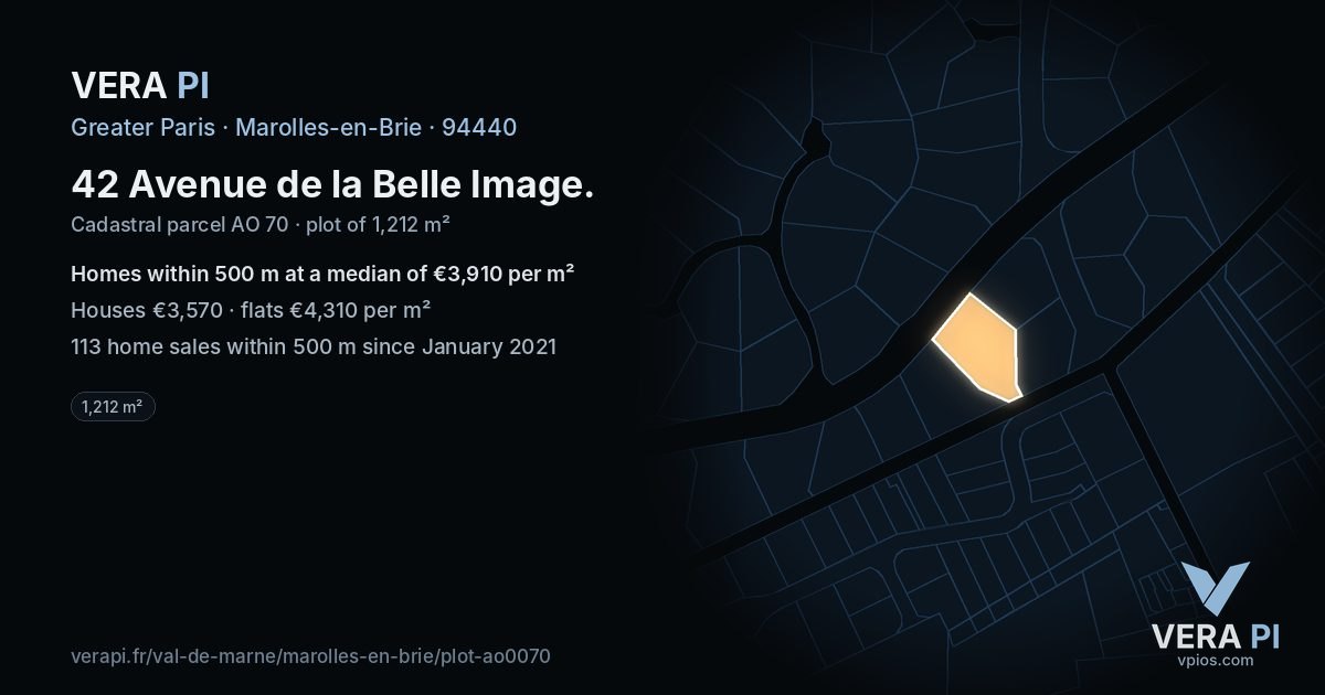 42 Avenue de la Belle Image, Marolles-en-Brie at night – the plot lit, the parcels around coloured by the prices near them