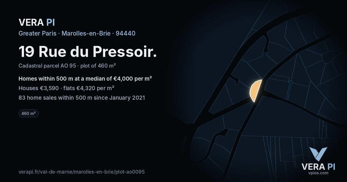 19 Rue du Pressoir, Marolles-en-Brie at night – the plot lit, the parcels around coloured by the prices near them