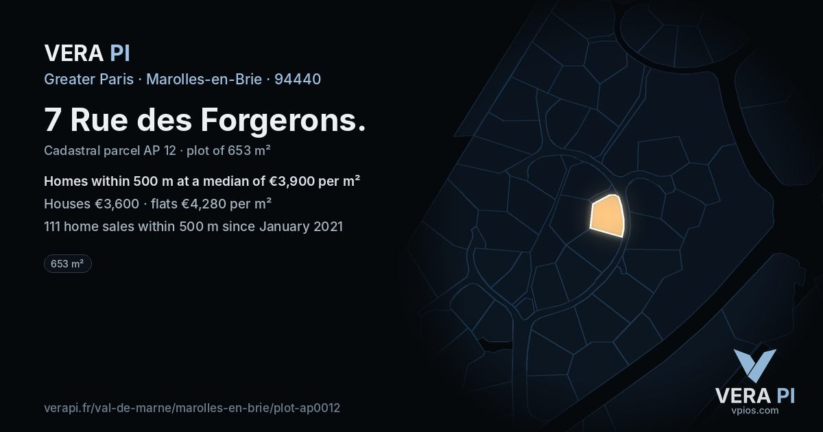 7 Rue des Forgerons, Marolles-en-Brie at night – the plot lit, the parcels around coloured by the prices near them