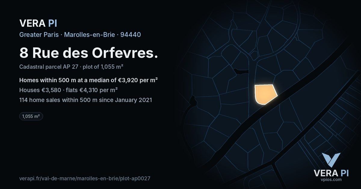 8 Rue des Orfevres, Marolles-en-Brie at night – the plot lit, the parcels around coloured by the prices near them