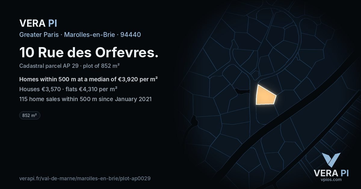 10 Rue des Orfevres, Marolles-en-Brie at night – the plot lit, the parcels around coloured by the prices near them