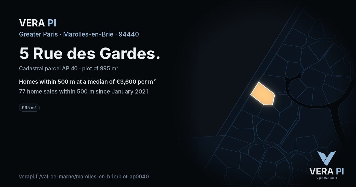 5 Rue des Gardes, Marolles-en-Brie at night – the plot lit, the parcels around coloured by the prices near them
