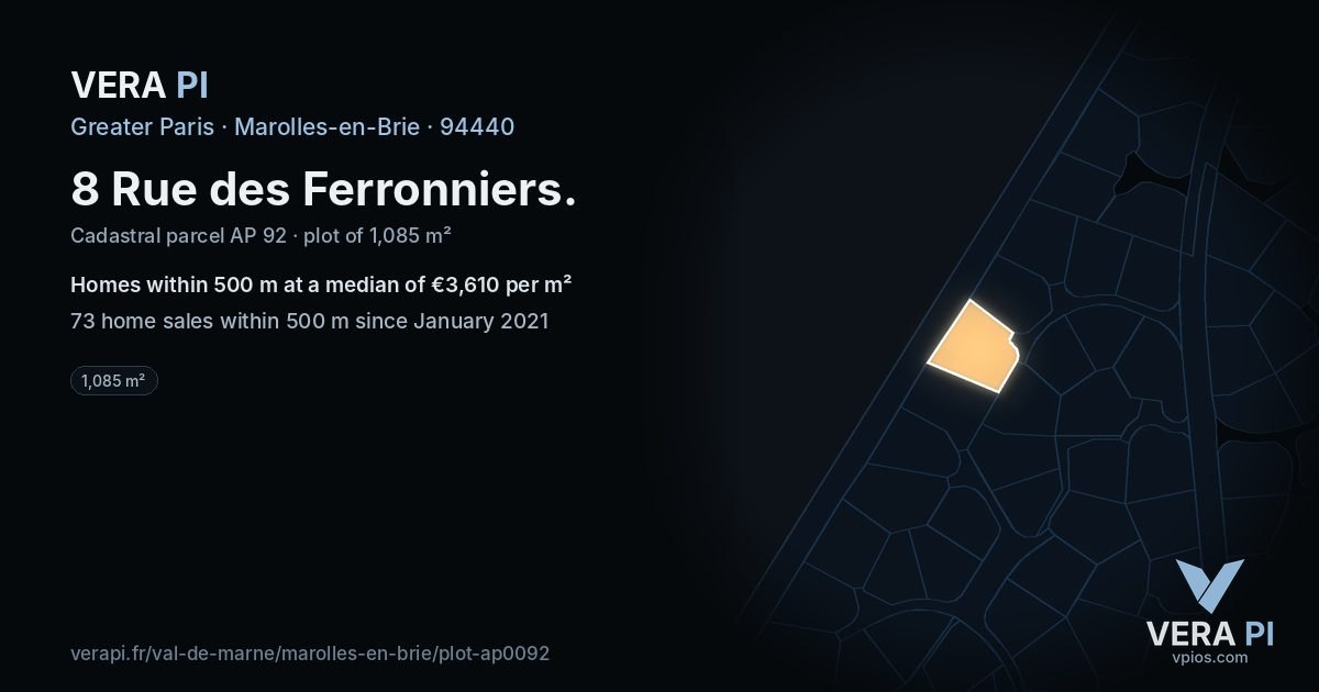 8 Rue des Ferronniers, Marolles-en-Brie at night – the plot lit, the parcels around coloured by the prices near them