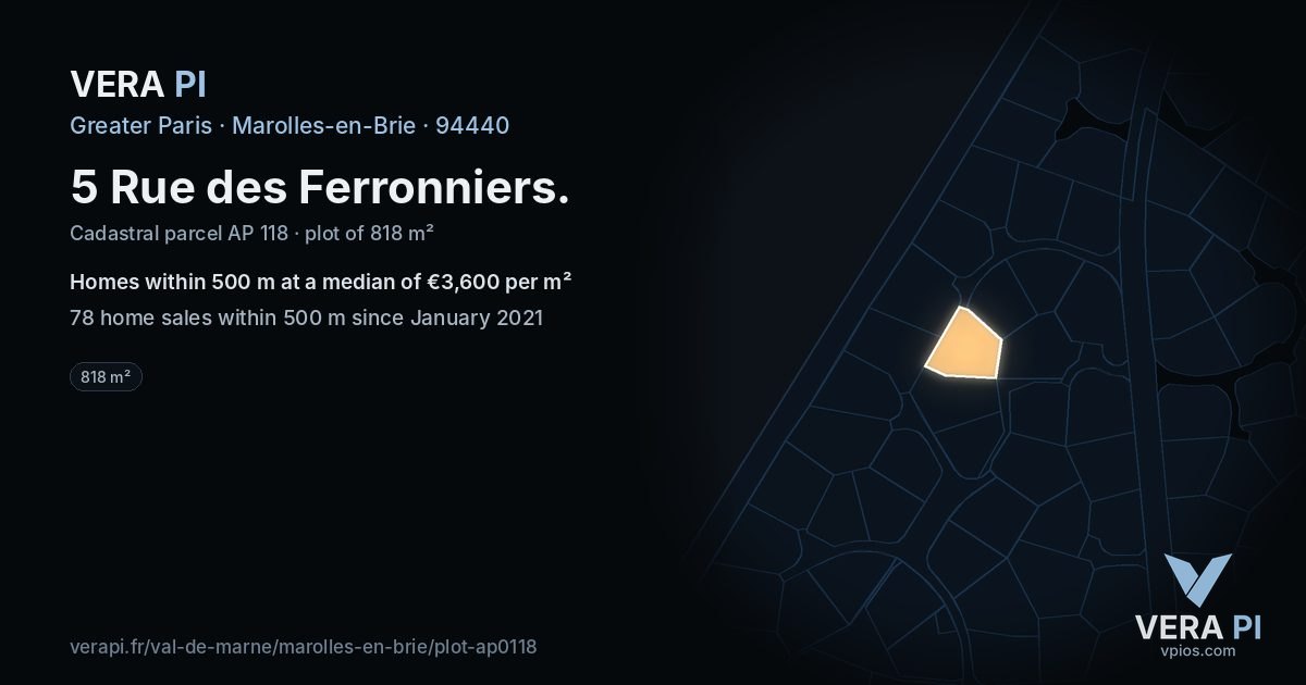 5 Rue des Ferronniers, Marolles-en-Brie at night – the plot lit, the parcels around coloured by the prices near them