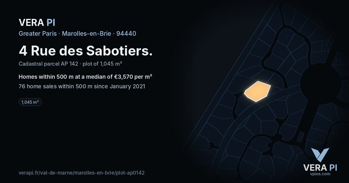 4 Rue des Sabotiers, Marolles-en-Brie at night – the plot lit, the parcels around coloured by the prices near them