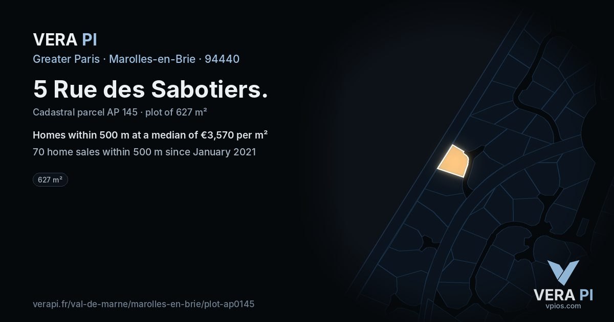 5 Rue des Sabotiers, Marolles-en-Brie at night – the plot lit, the parcels around coloured by the prices near them