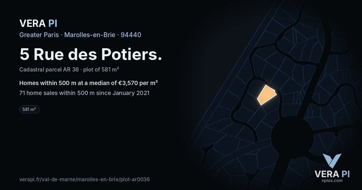 5 Rue des Potiers, Marolles-en-Brie at night – the plot lit, the parcels around coloured by the prices near them
