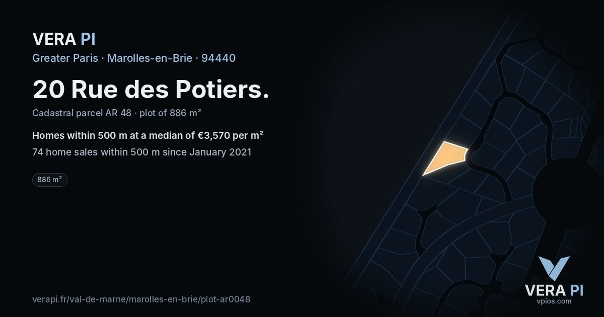 20 Rue des Potiers, Marolles-en-Brie at night – the plot lit, the parcels around coloured by the prices near them