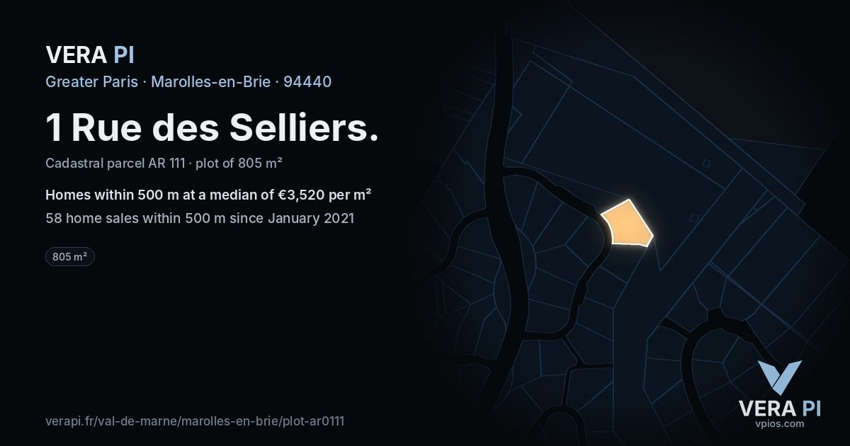 1 Rue des Selliers, Marolles-en-Brie at night – the plot lit, the parcels around coloured by the prices near them