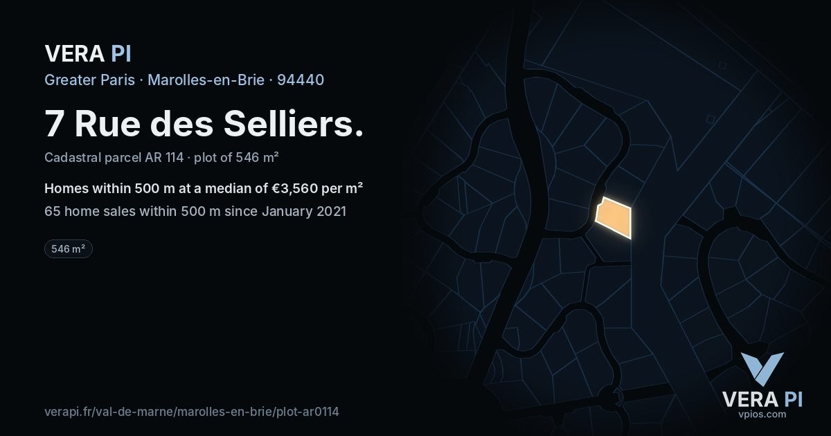 7 Rue des Selliers, Marolles-en-Brie at night – the plot lit, the parcels around coloured by the prices near them