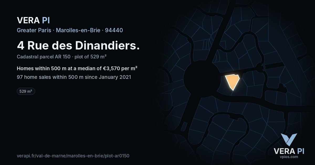 4 Rue des Dinandiers, Marolles-en-Brie at night – the plot lit, the parcels around coloured by the prices near them